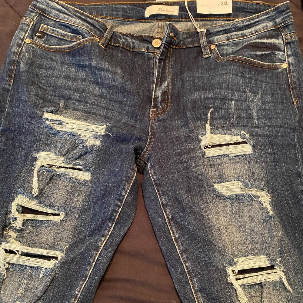 Kancan Distressed Denim Low Rise Skinny Jeans